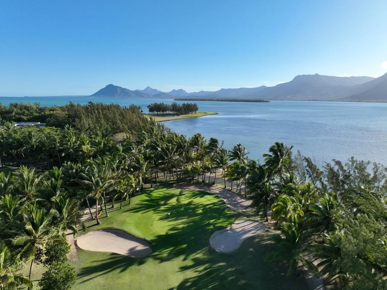 Paradis Beachcomber Golf Resort & Spa - Mauritius Luxury Holidays