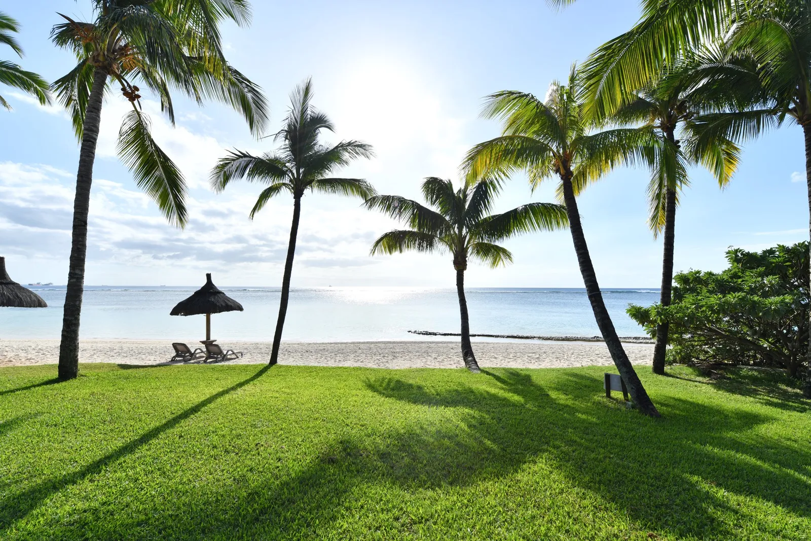 Victoria Beachcomber Resort & Spa