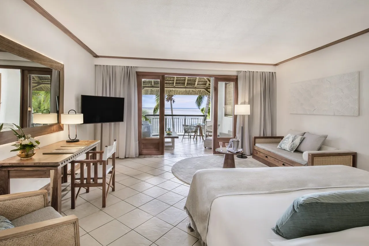 Rooms at Paradis Beachcomber Golf Resort & Spa - Mauritius Luxury Holidays