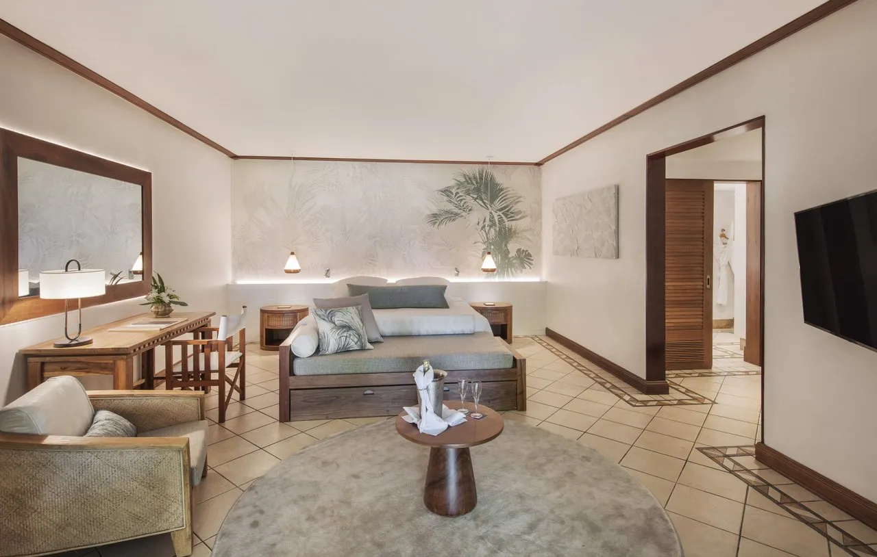 Rooms at Paradis Beachcomber Golf Resort & Spa - Mauritius Luxury Holidays