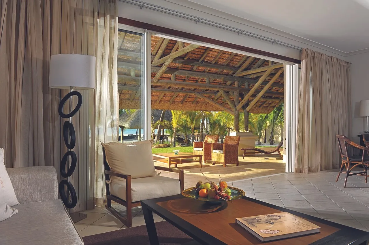 Dinarobin Beachcomber hotel