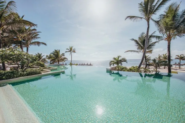 Long Beach Pool