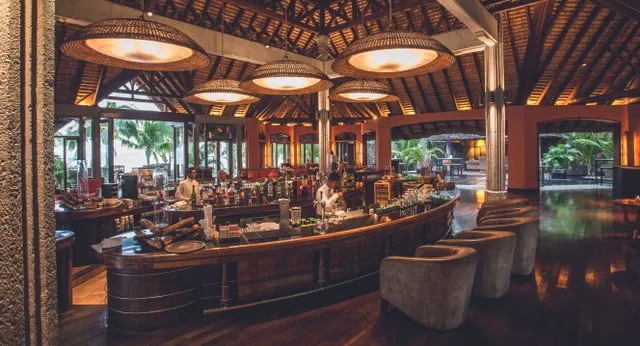 Dinarobin Beachcomber hotel