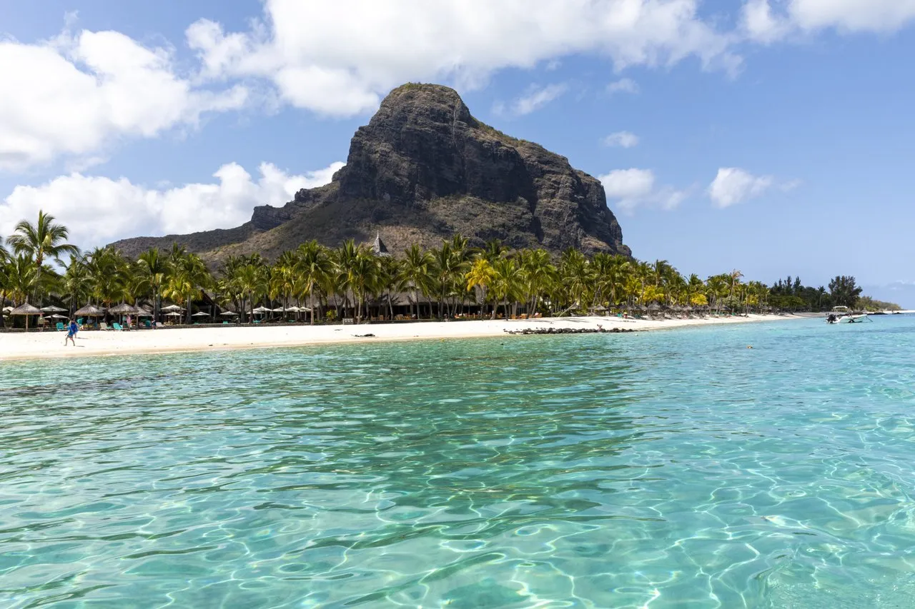 Paradis Beachcomber Golf Resort & Spa - Mauritius Luxury Holidays