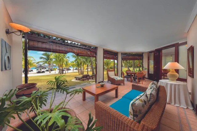 Dinarobin Beachcomber hotel