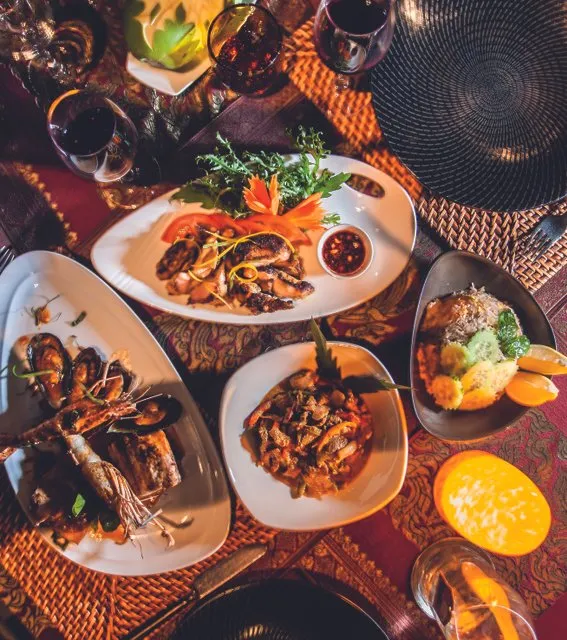 Restaurant & Bar - Shandrani Beachcomber Resort & Spa