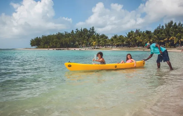 Kayaking - Shandrani Beachcomber Resort & Spa