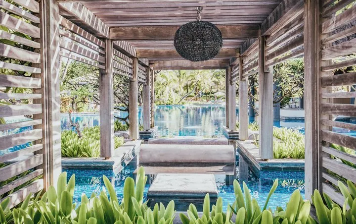 Long Beach Pool